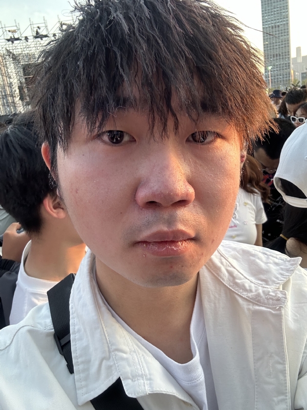 会修电脑的小杨的第一张照片--大连残疾人相亲网